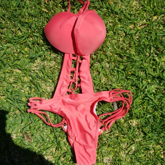 Swimsuit push up bikini monokini not red - Picture 3 of 4